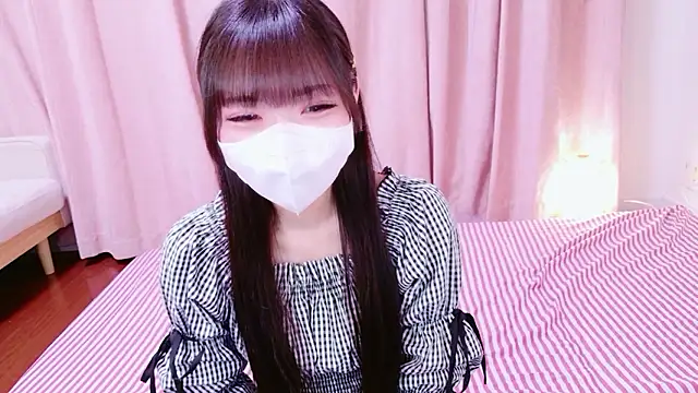 Snapshot of siorin_18 chatting on 06/16/26, 12:16 siorin 18 online show from 06/16/26, 12:16