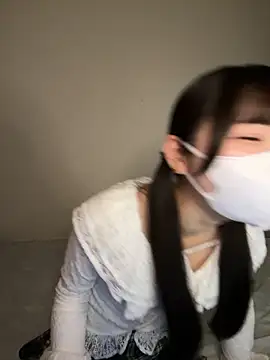 siorin 18 online show from 04/12/26, 01:47