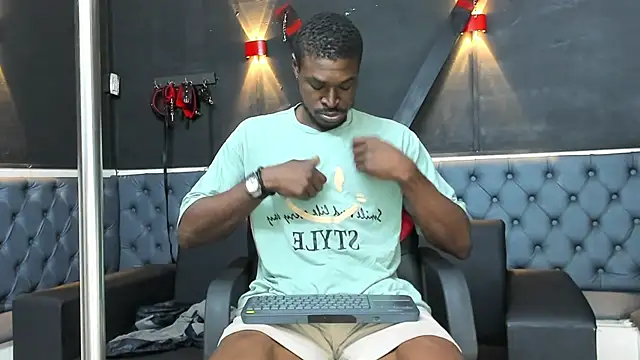 Terrance z online show from 11/03/25, 08:23