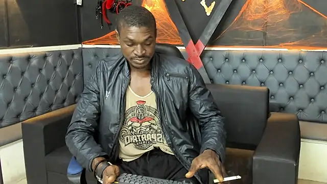 Snapshot of Terrance_z chatting on 10/19/25, 08:44 Terrance z online show from 10/19/25, 08:44