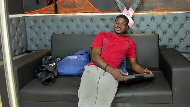 Terrance z online show from 10/25/25, 07:58