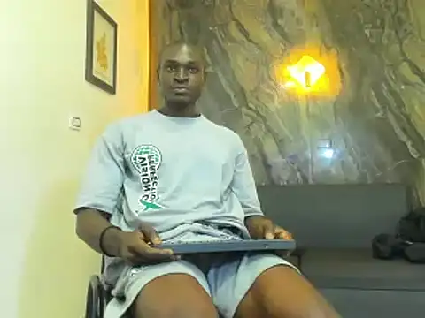 Snapshot of Terrance_z chatting on 03/09/25, 07:15 Terrance z online show from 03/09/25, 07:15