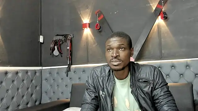 Snapshot of Terrance_z chatting on 09/20/25, 07:52 Terrance z online show from 09/20/25, 07:52