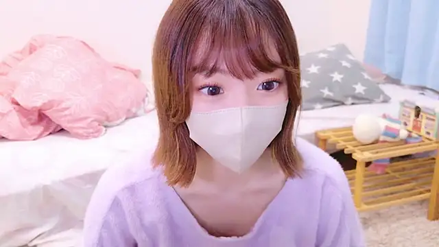 Snapshot of honopisu_jp chatting on 12/20/24, 12:49 honopisu jp online show from 12/20/24, 12:49