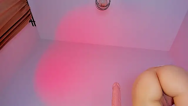 maakimo online show from 04/17/26, 03:20