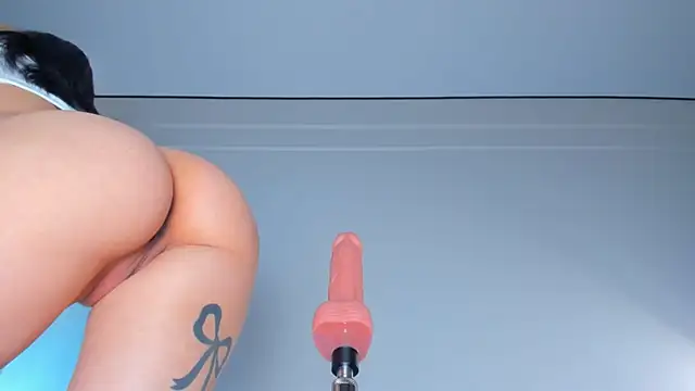 Snapshot of maakimo chatting on 02/18/26, 07:06 maakimo online show from 02/18/26, 07:06