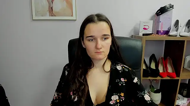 KateDelight online show from 11/09/25, 07:51