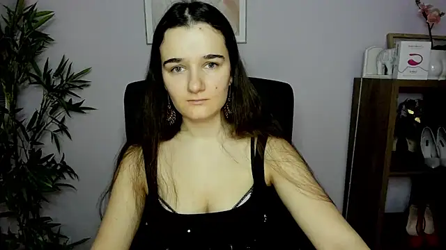 Snapshot of KateDelight chatting on 02/02/25, 07:30 KateDelight online show from 02/02/25, 07:30