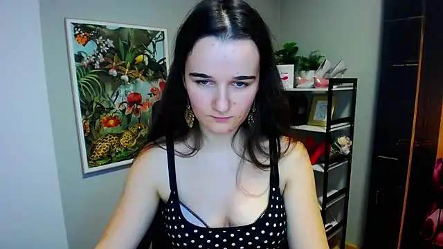 Snapshot of KateDelight chatting on 12/15/24, 01:54 KateDelight online show from 12/15/24, 01:54