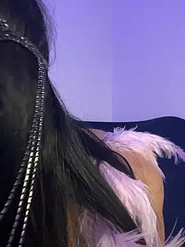 kamila french online show from 03/10/26, 10:14