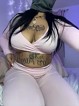 kamila french online show from 12/22/25, 10:32