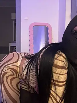 kamila french online show from 02/28/26, 11:15