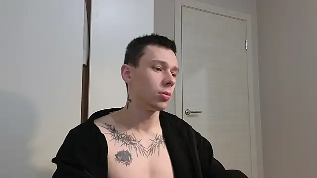 R1mmo   online show from 10/24/25, 07:24