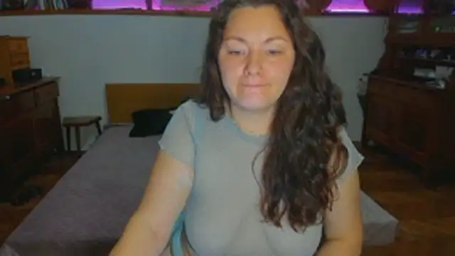 SoftlyShine online show from 12/18/25, 06:45