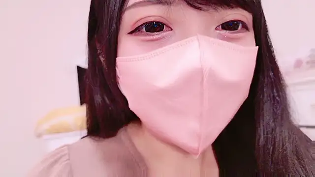 Snapshot of nathi_ko_xo chatting on 10/04/25, 11:12 nathi ko xo online show from 10/04/25, 11:12