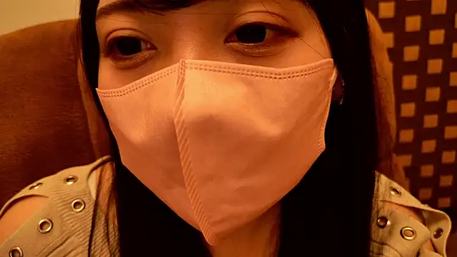 Snapshot of nathi_ko_xo chatting on 09/24/25, 04:35 nathi ko xo online show from 09/24/25, 04:35