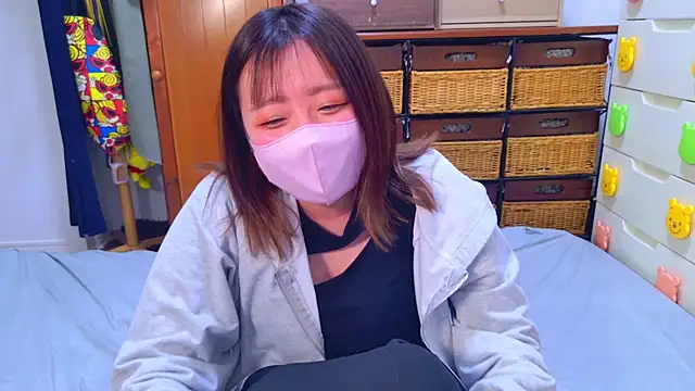 Snapshot of ayu_yu_xo chatting on 02/11/25, 01:20 ayu yu xo online show from 02/11/25, 01:20