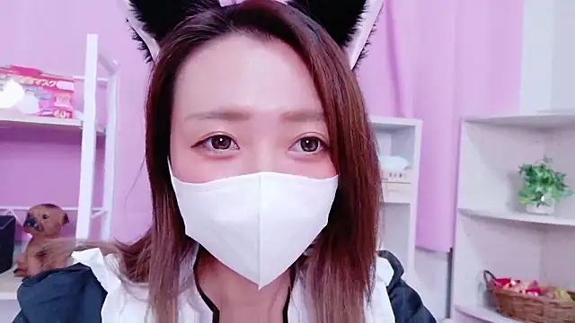 Snapshot of ayu_yu_xo chatting on 10/31/25, 03:52 ayu yu xo online show from 10/31/25, 03:52