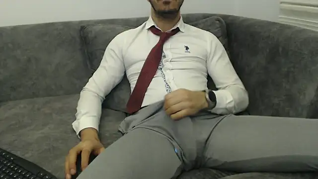 Naughtb0y online show from 05/03/26, 11:30