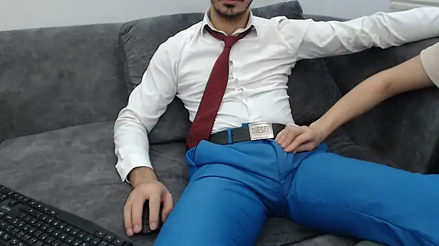 Naughtb0y online show from 11/30/25, 11:11