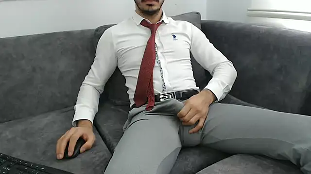 Naughtb0y online show from 07/06/26, 10:44