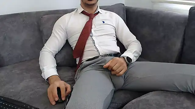 Naughtb0y online show from 06/14/26, 10:27