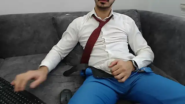 Naughtb0y online show from 12/16/25, 11:36