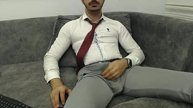 Naughtb0y online show from 05/15/26, 09:46