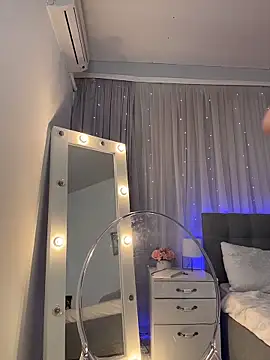 Milkissss online show from 11/25/25, 09:59