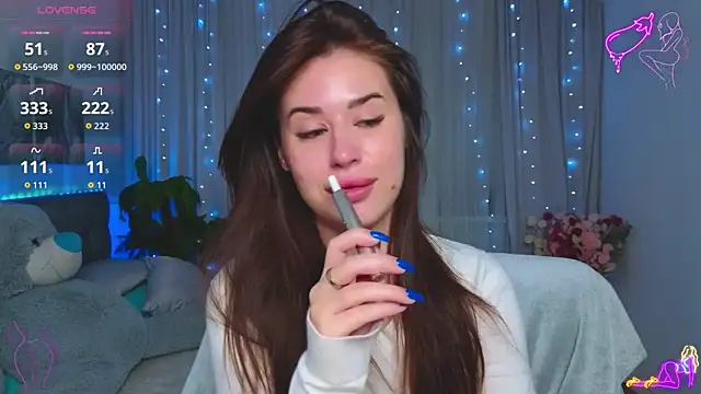 Snapshot of Milkissss chatting on 10/11/25, 10:55 Milkissss online show from 10/11/25, 10:55