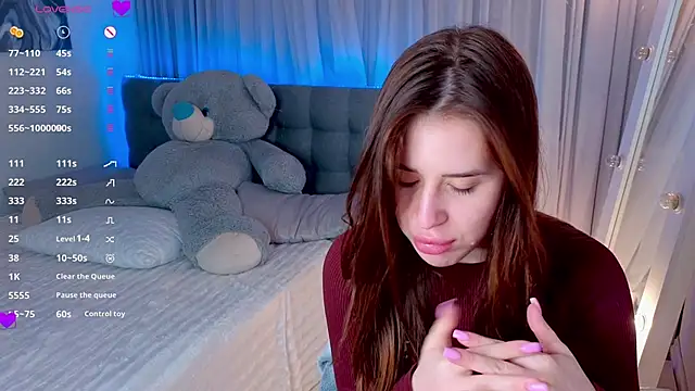 Milkissss online show from 03/10/26, 10:58