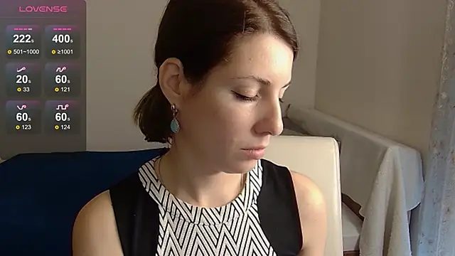 Snapshot of _blackgem chatting on 11/15/25, 12:20 blackgem online show from 11/15/25, 12:20