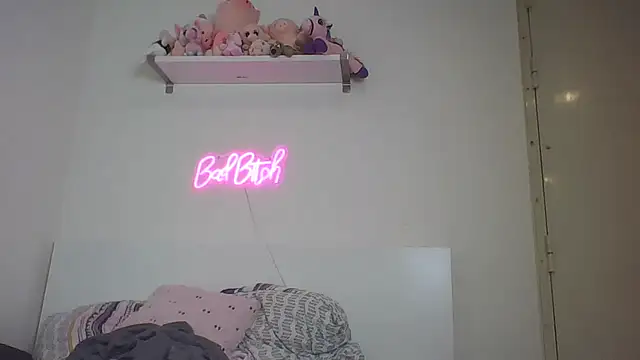 Icy  Diamond online show from 11/07/25, 07:51