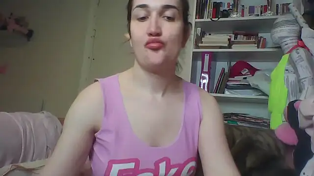 Icy  Diamond online show from 11/21/25, 04:39