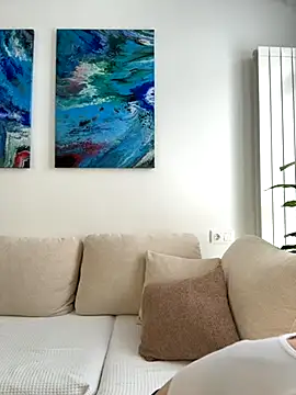 LuisaBecker online show from 11/16/25, 11:15