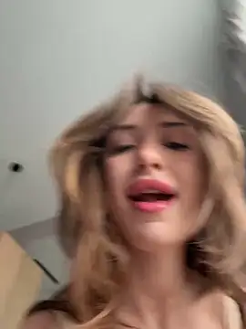 mollyyank online show from 03/28/26, 12:17