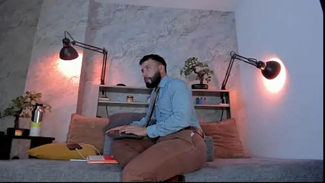 bruno woods online show from 12/19/25, 12:14