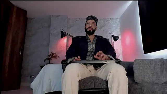 bruno woods online show from 11/29/25, 01:00