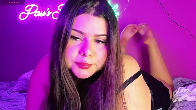 Putipaula3 online show from 12/15/25, 11:10