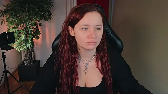 carolina elf online show from 09/16/25, 05:19