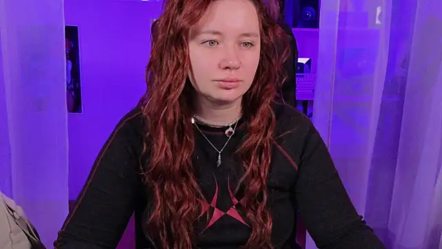 carolina elf online show from 10/22/25, 05:18