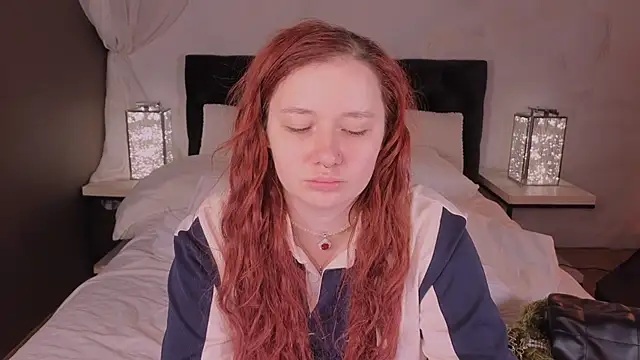 carolina elf online show from 10/23/25, 12:37