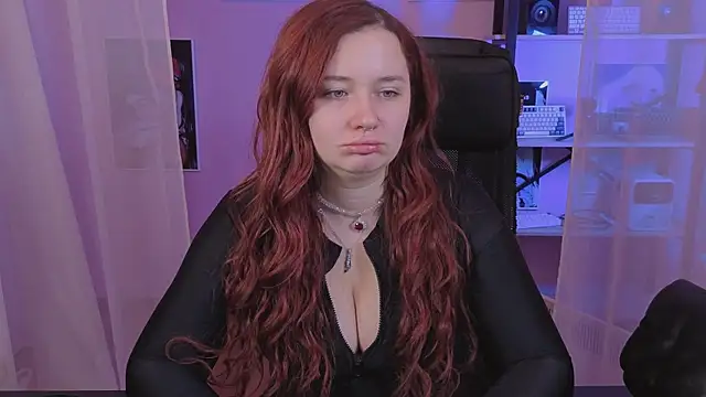 carolina elf online show from 10/19/25, 12:30