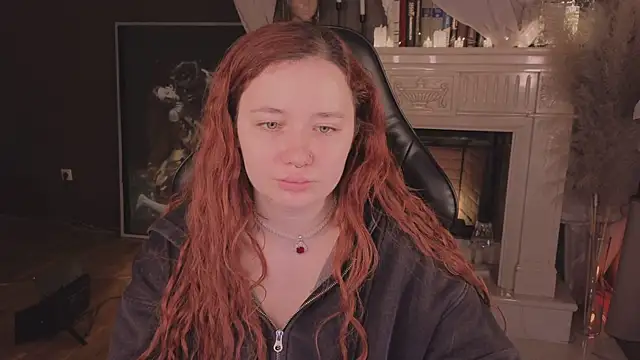 carolina elf online show from 11/08/25, 12:31