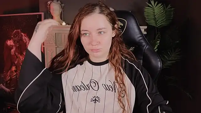 carolina elf online show from 02/26/25, 06:08