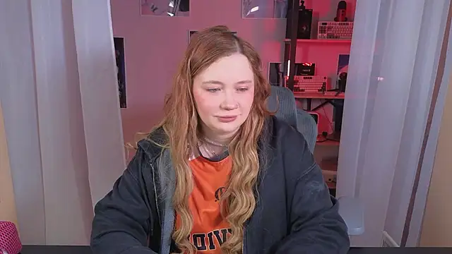 carolina elf online show from 02/18/26, 05:16