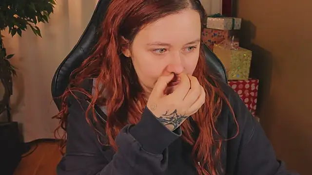 carolina elf online show from 11/30/25, 01:23