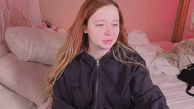 carolina elf online show from 03/04/26, 05:15