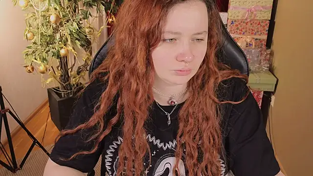 carolina elf online show from 12/23/25, 04:45