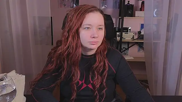 carolina elf online show from 10/24/25, 10:36